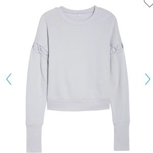 Alo yoga lattice sweatshirt light grey
